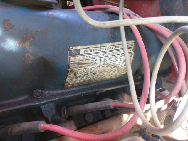 1976 Red Ford F-100 Crew Cab Pickup