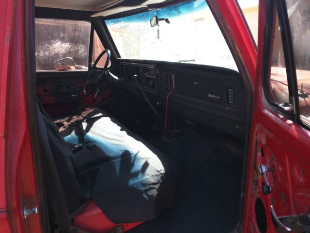 1976 Red Ford F-100 Crew Cab Pickup
