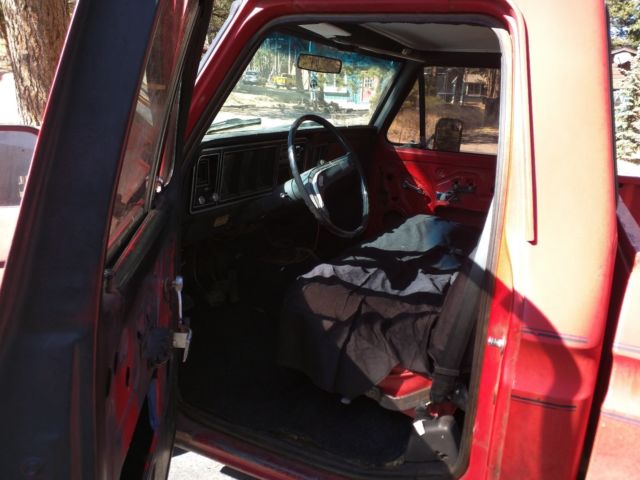 1976 Red Ford F-100 Crew Cab Pickup