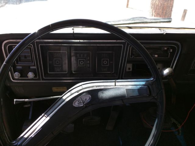 1976 Red Ford F-100 Crew Cab Pickup