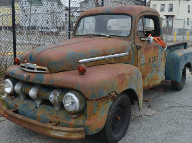 1951 Green Rust and chrome Ford F-100 Cab & Chassis