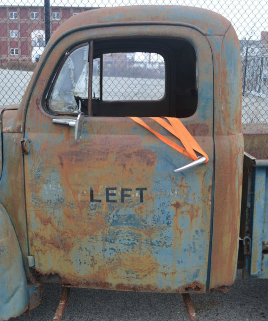 1951 Green Rust and chrome Ford F-100 Cab & Chassis