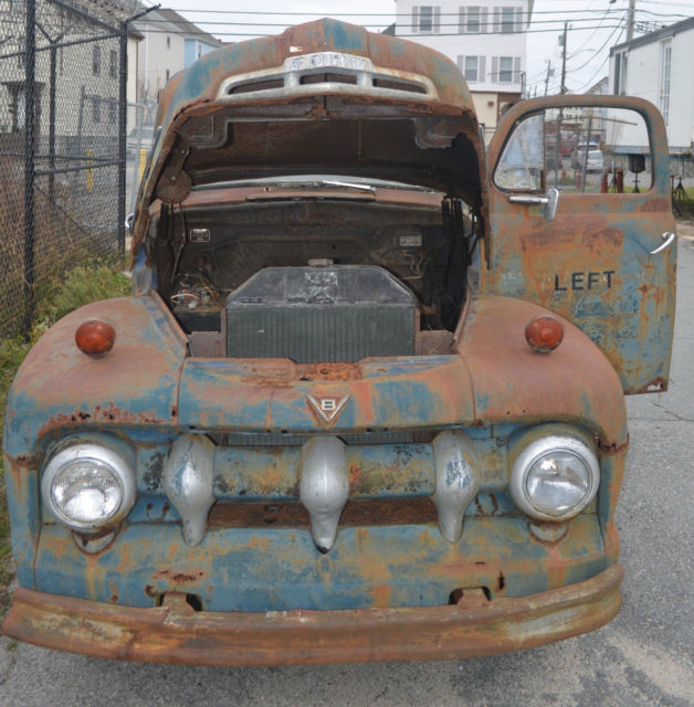 1951 Green Rust and chrome Ford F-100 Cab & Chassis
