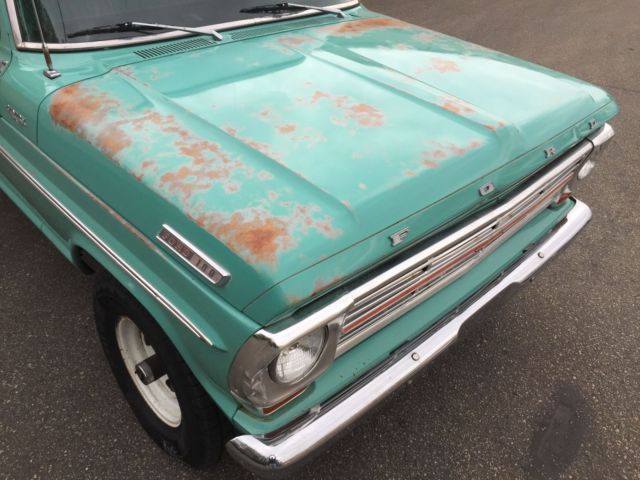 1967 Green Ford F-100
