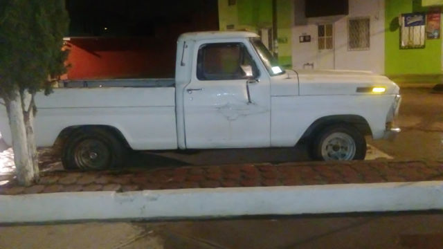 1970 Blanco Ford F-100 Cabina de chasis