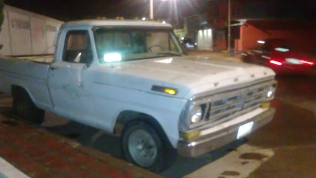 1970 Blanco Ford F-100 Cabina de chasis