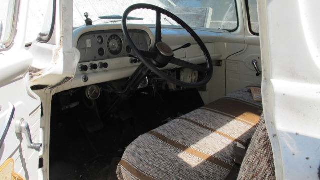 1958 White Ford F-100