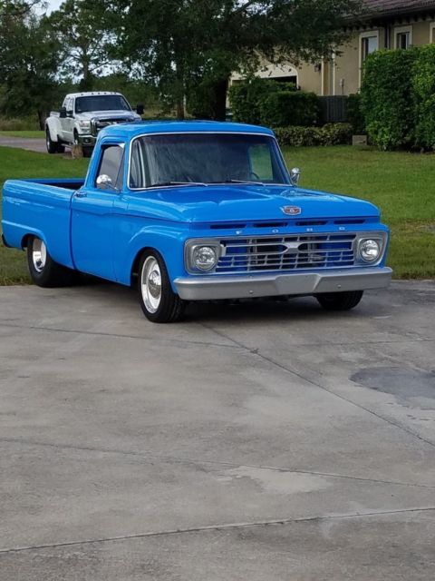 1966 Grabber blue Ford F-100 Cab & Chassis