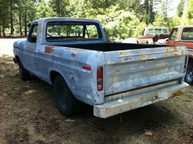 1973 Blue Ford F-100 Short Bed