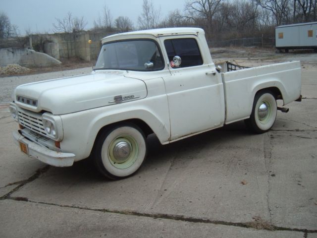 1959 White Ford F-100 Standard Cab Pickup