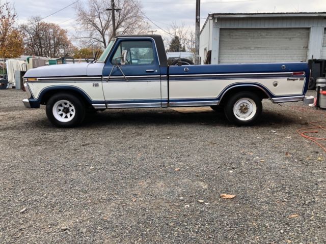 1975 Blue Ford F-100 Standard Cab Pickup