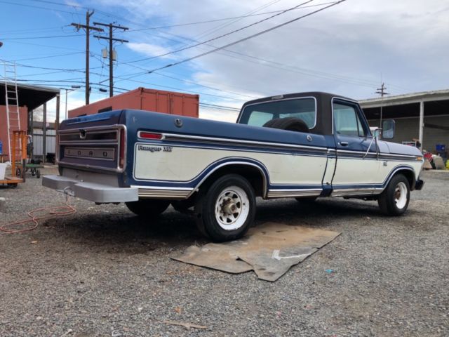 1975 Blue Ford F-100 Standard Cab Pickup
