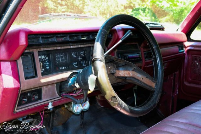 1984 Black Ford F-150 Crew Cab Pickup