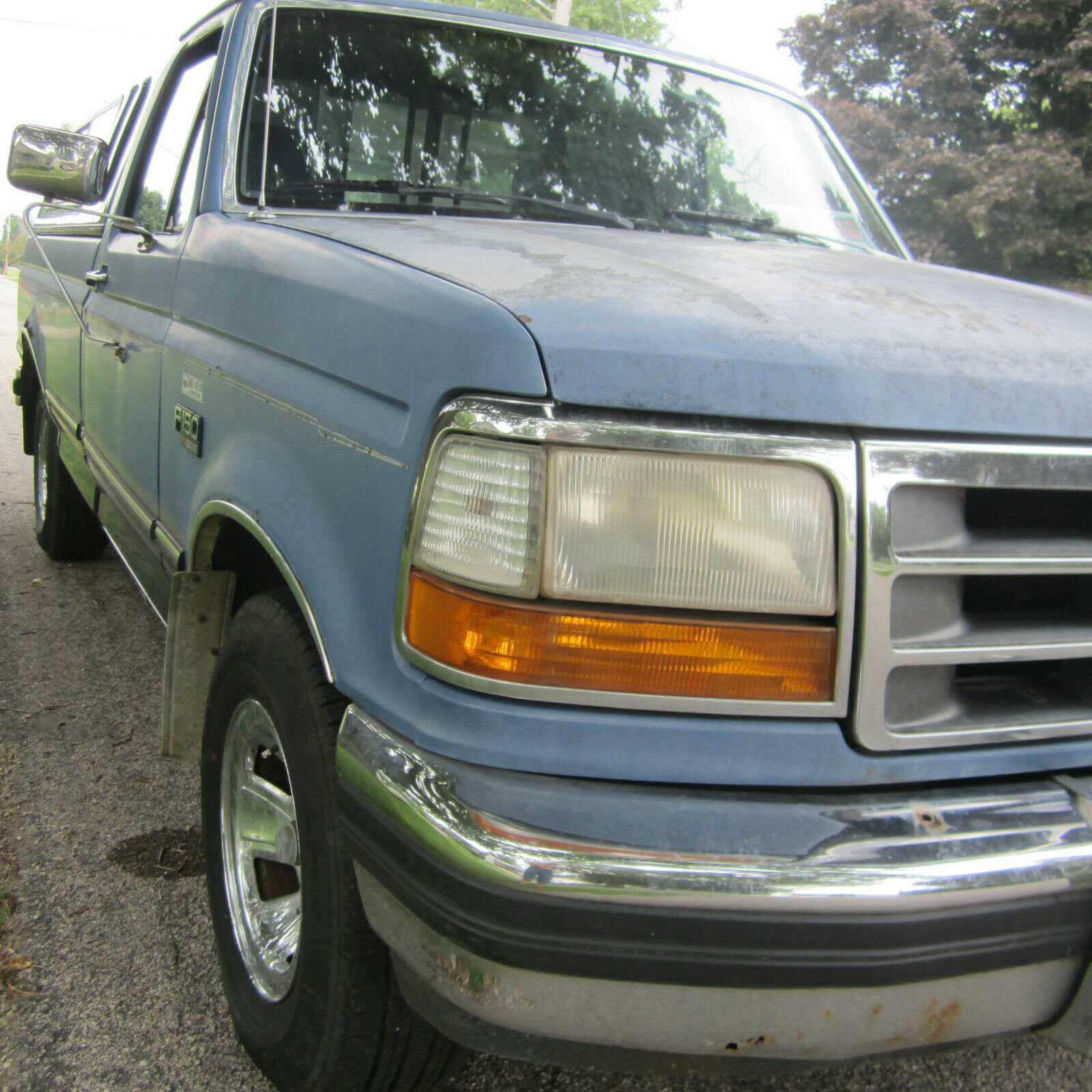 1992 Blue Ford F-150 Standard Cab Pickup