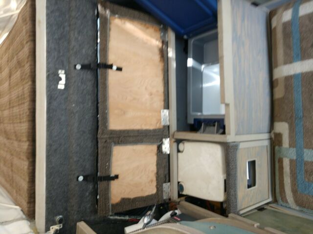 1992 White Ford F-150 Standard Cab Pickup