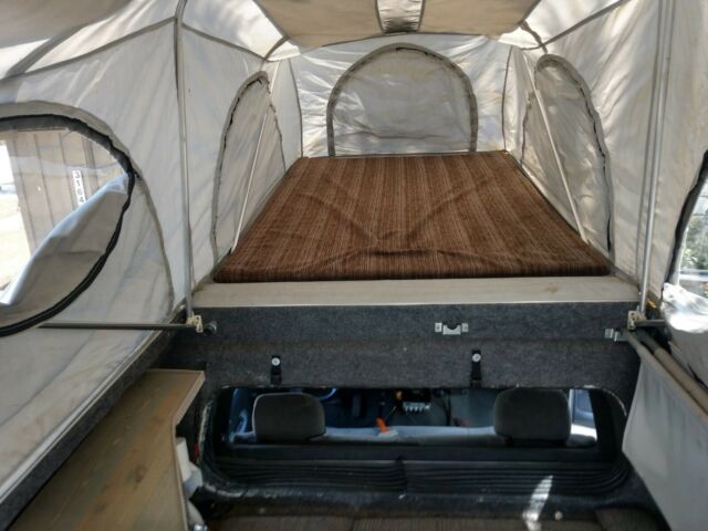 1992 White Ford F-150 Standard Cab Pickup