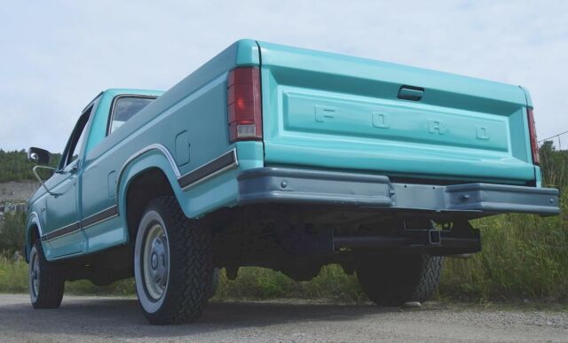 1983 Ford F-150 Standard Cab Pickup