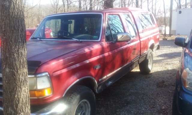 1993 Burgundy Ford F-150 Extended Cab Pickup