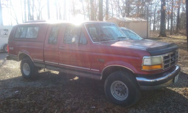 1993 Burgundy Ford F-150 Extended Cab Pickup
