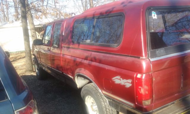 1993 Burgundy Ford F-150 Extended Cab Pickup