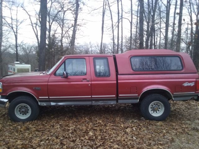 1993 Burgundy Ford F-150 Extended Cab Pickup