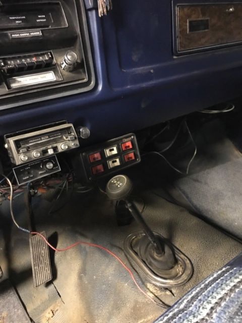 1979 Blue Ford F-150 Flareside