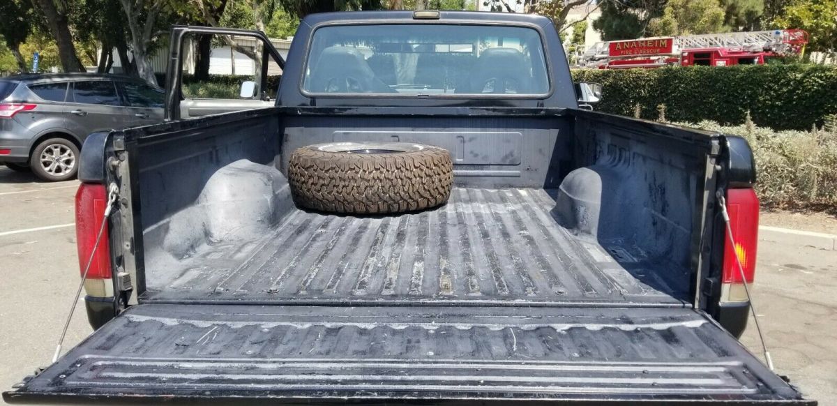 1990 Ford F-150 Regular Cab