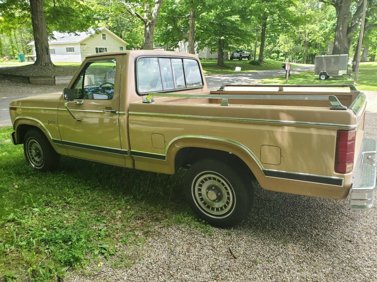1984 Brown Ford F-150 REG. CAB, SHORT BED