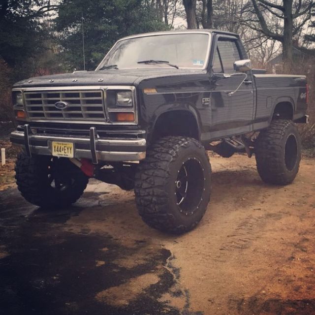 1985 Black Ford F-150