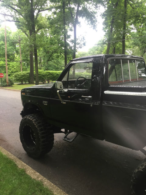 1985 Black Ford F-150