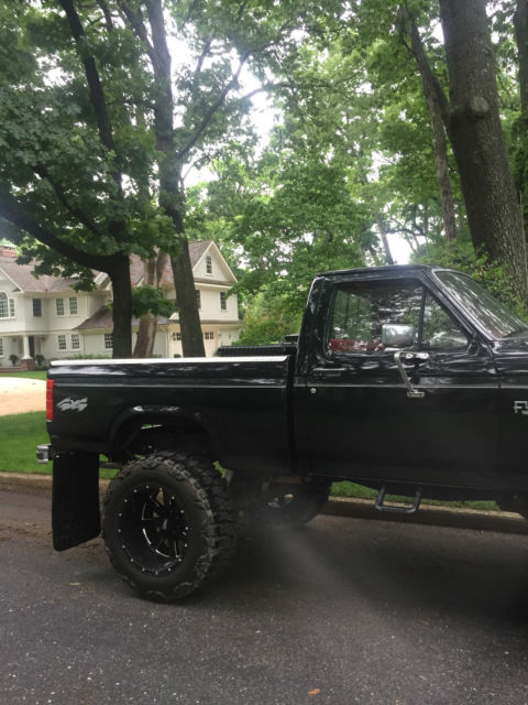 1985 Black Ford F-150