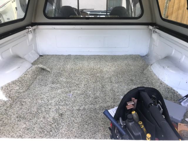 1994 White Ford F-150 Extended Cab Pickup