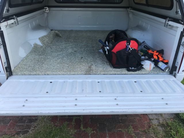 1994 White Ford F-150 Extended Cab Pickup