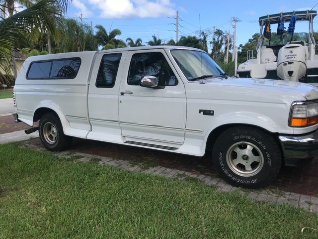 1994 White Ford F-150 Extended Cab Pickup