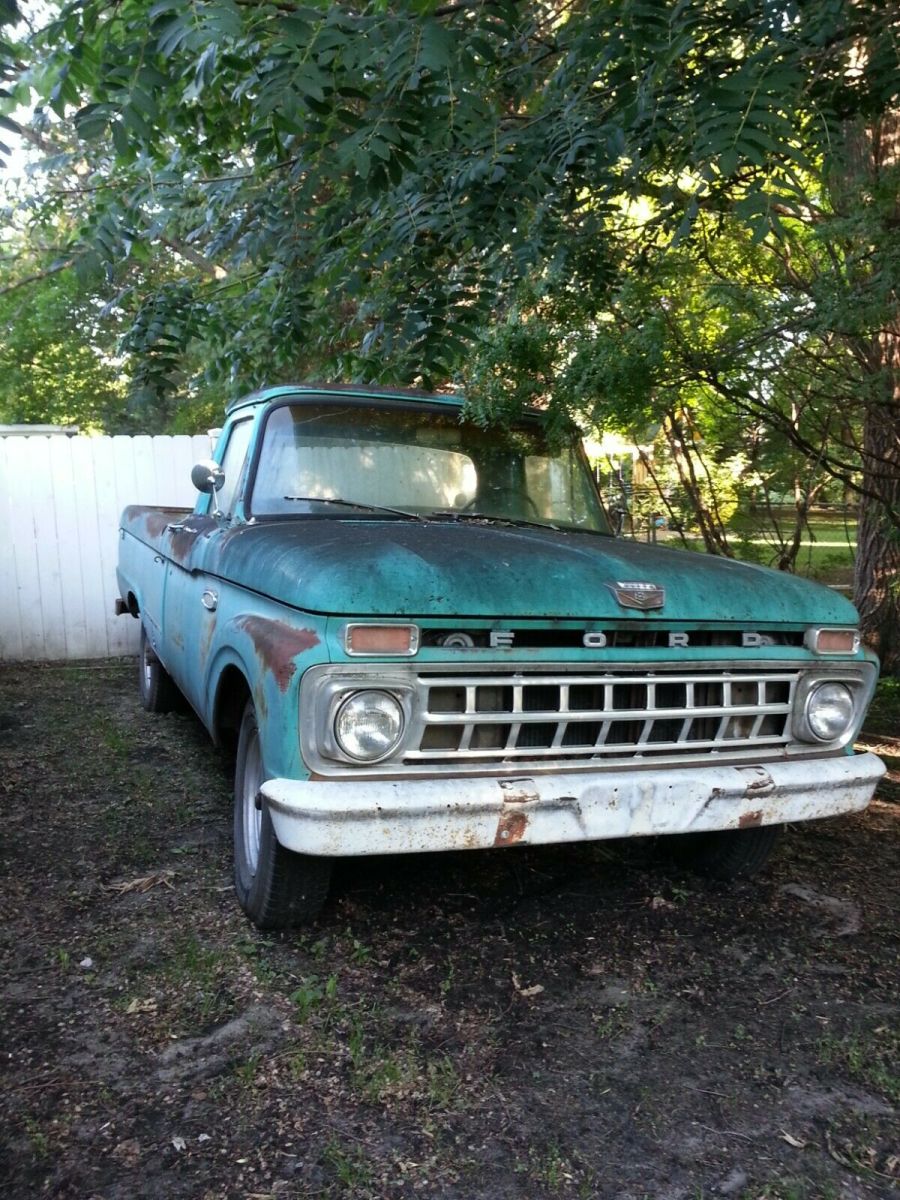 1965 Blue Ford F-250