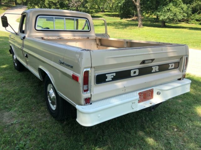 1971 Tan Ford F-250 Standard Cab Pickup