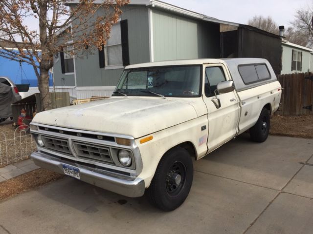 1976 White Ford F-250 Standard Cab Pickup
