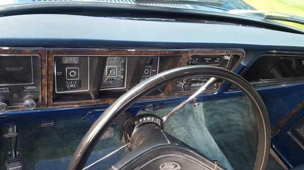 1977 Blue Ford F-250