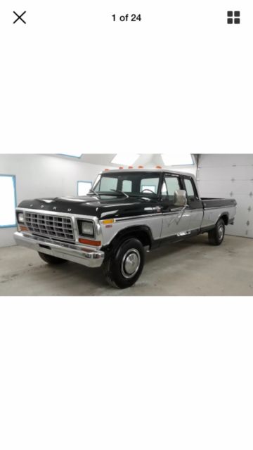 1978 Black n silver Ford F-250 Extended Cab Pickup