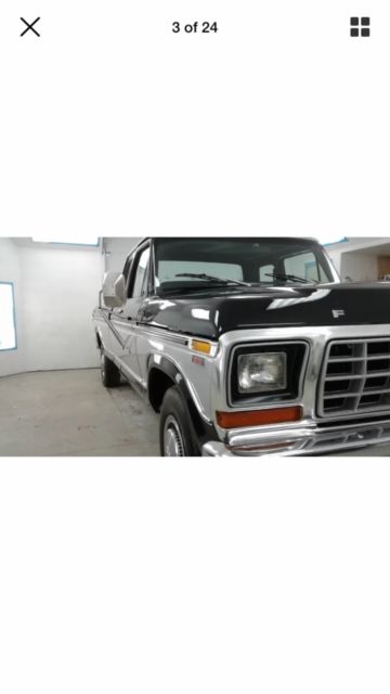 1978 Black n silver Ford F-250 Extended Cab Pickup