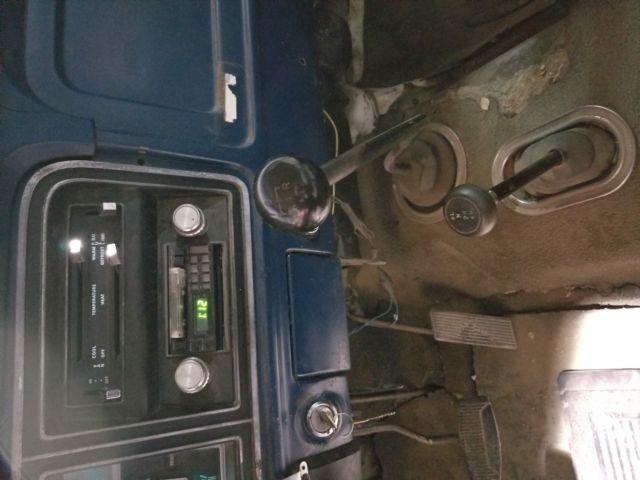 1979 White Ford F-250 Extended Cab Pickup