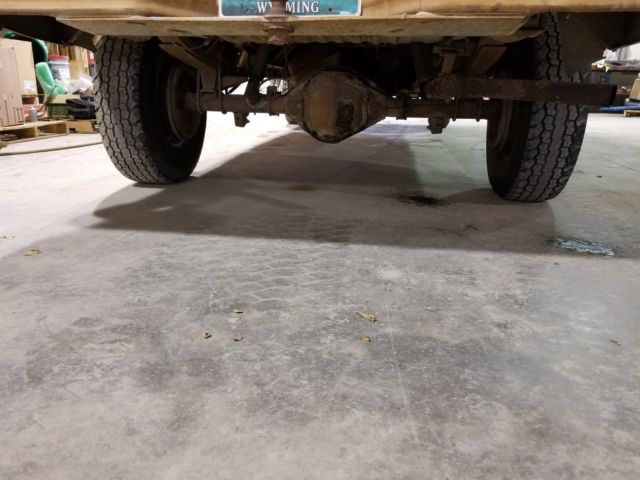 1979 White Ford F-250 Extended Cab Pickup