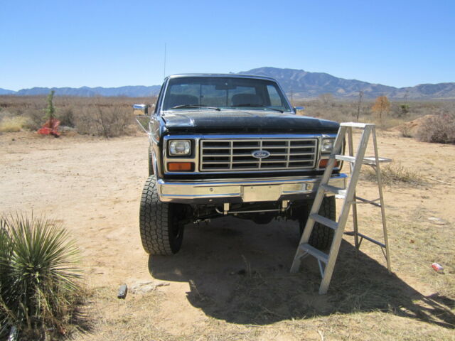 1986 Black Ford F-250