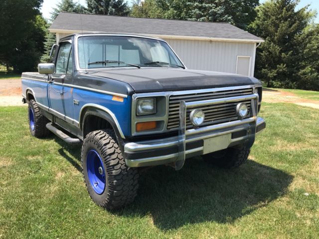 1983 Ford F-250 regular cab long box