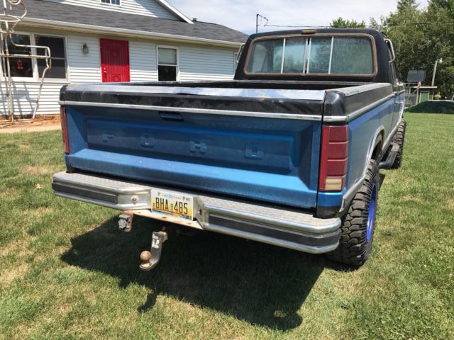 1983 Ford F-250 regular cab long box