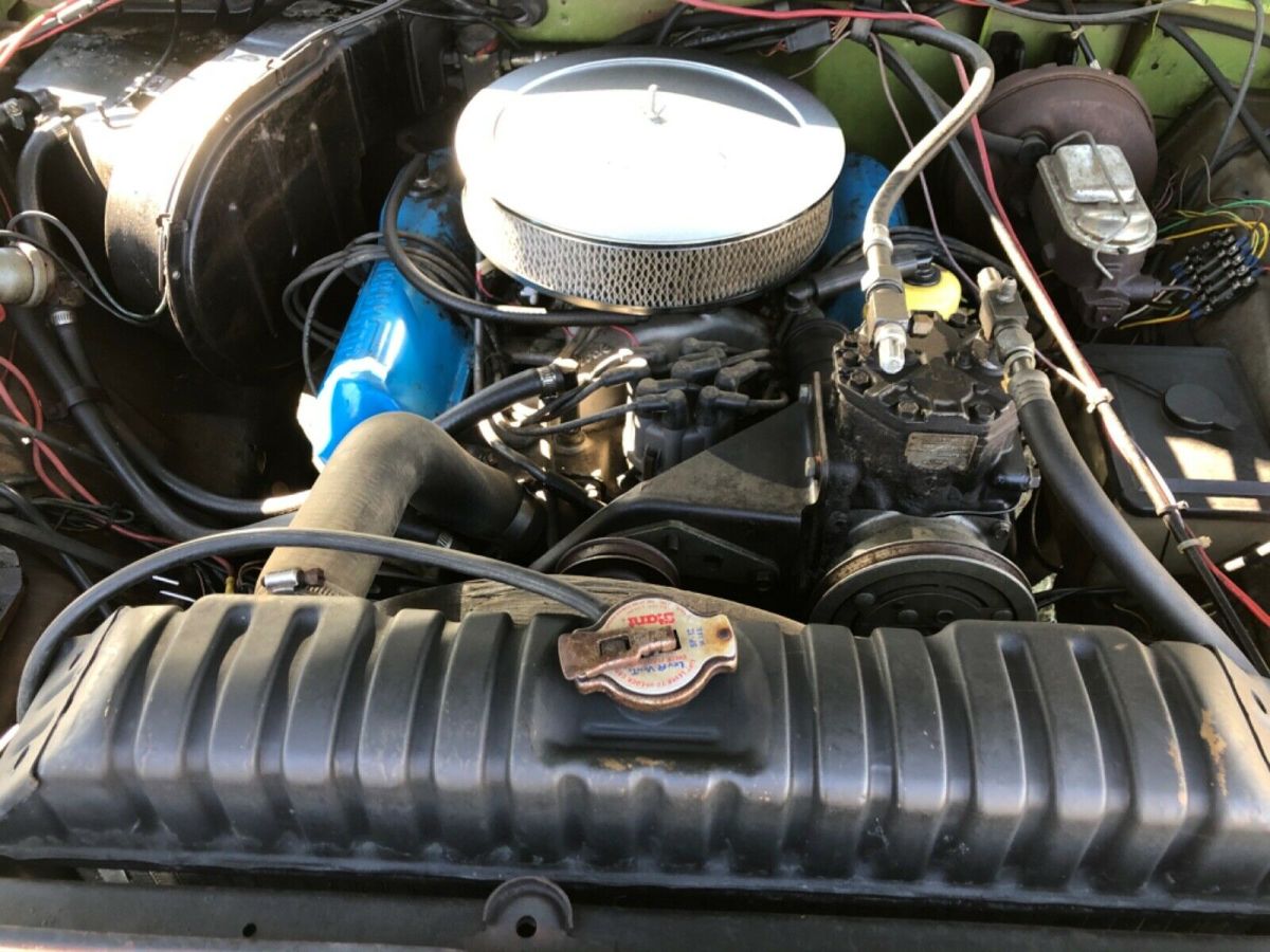 1974 White Ford F-250 Standard Cab Pickup