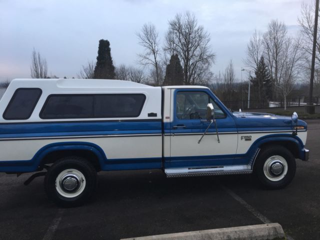 1985 Blue/WHITE  Ford F-250 REG CAB TRUCK