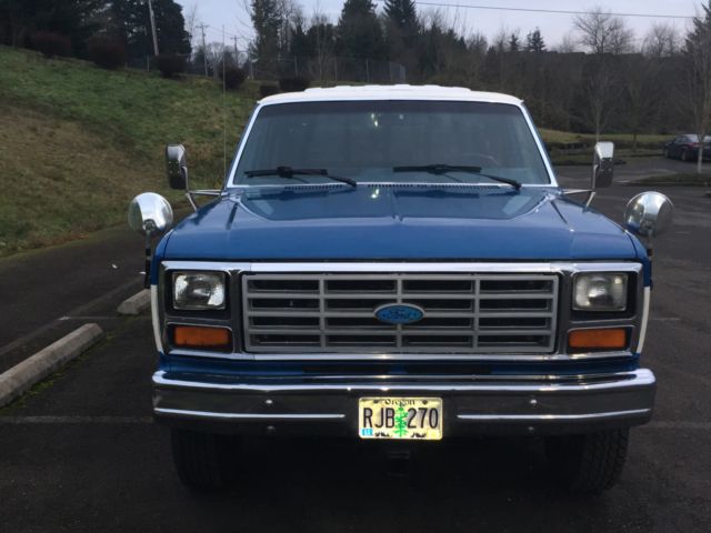 1985 Blue/WHITE  Ford F-250 REG CAB TRUCK
