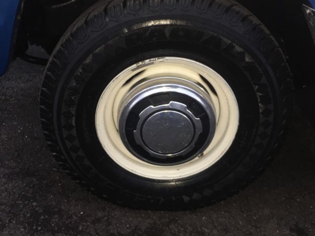 1985 Blue/WHITE  Ford F-250 REG CAB TRUCK