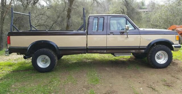 1990 Brown Ford F-250 Extended Cab Pickup